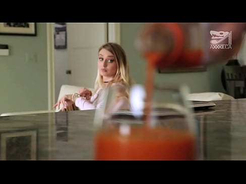 ❤️ Warm meisie met groot tiete en stywe poes kry pik van verloorder, maar baie hard ☑ Porno by ons